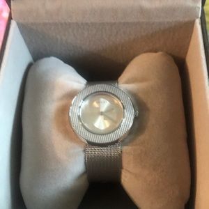 Mint condition Silver Gucci Watch